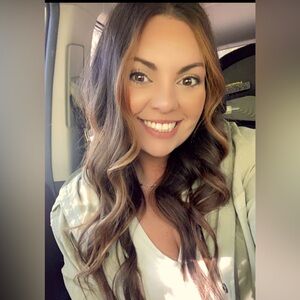Meet your Posher, Lindi